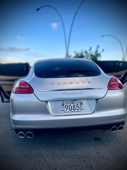 بورش باناميرا S 2012 - صورة 3