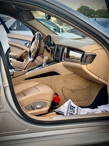 بورش باناميرا S 2012 - صورة 4