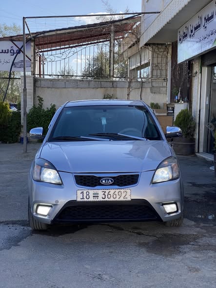 كيا ريو 2010 - صورة 1