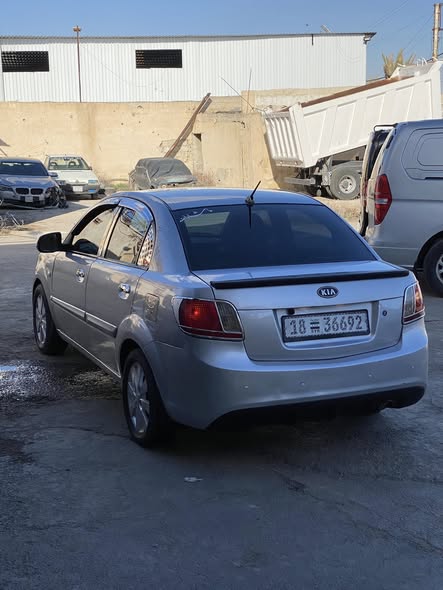 كيا ريو 2010 - صورة 5