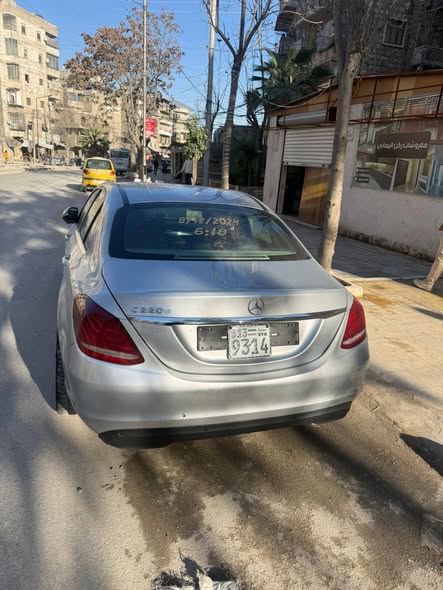 مرسيدس C220 2016 - صورة 3