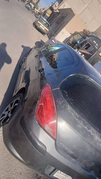 بيجو ٣٠٨ 2005 - صورة 1