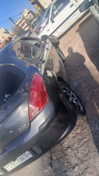 بيجو ٣٠٨ 2005 - صورة 2