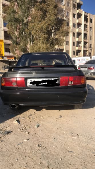 Mitsubishi Lancer 1993 - صورة 3