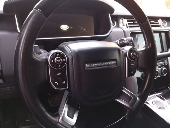 رنج روفر فوغ 2015 - صورة 1