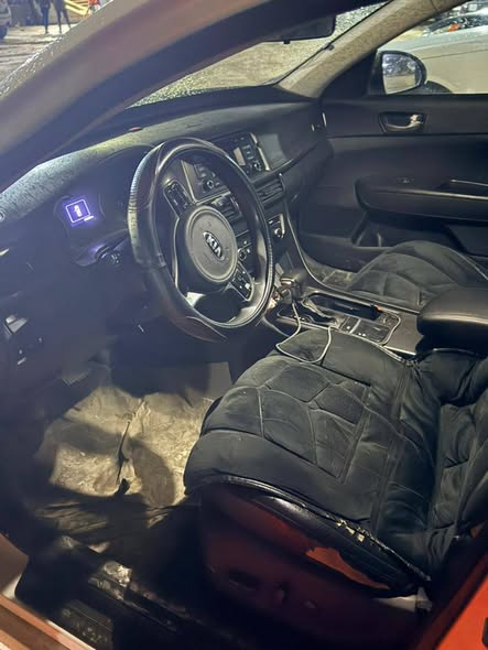 كيا سيرنتو 2010 - صورة 5