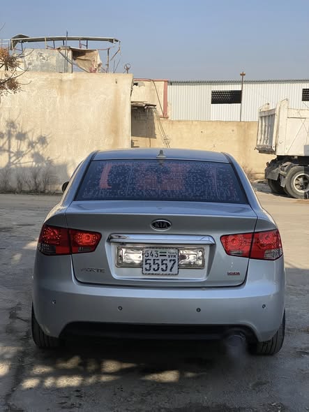 كيا فورتي 2013 - صورة 4