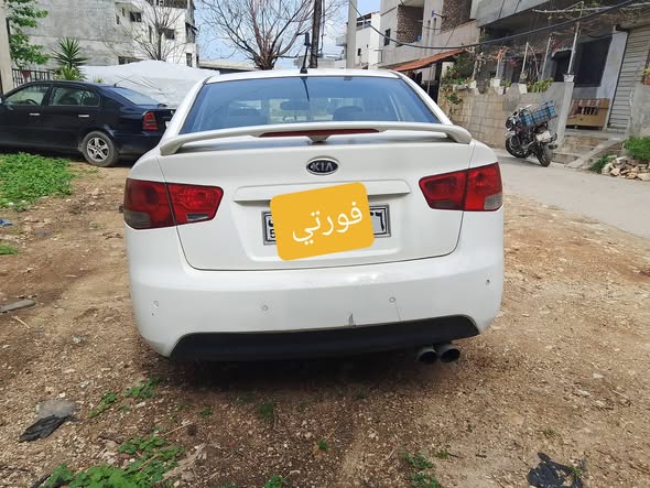 كيا فورتي 2010 - صورة 2