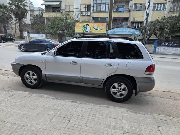 هيونداي سنتافي 2005 - صورة 5