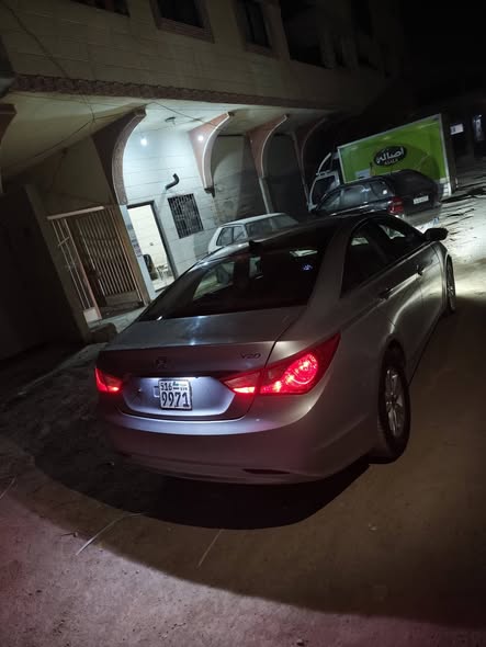 هيونداي سوناتا 2010 - صورة 2