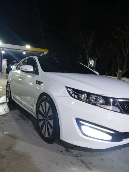 كيا ابتيما K5 2011 - صورة 3