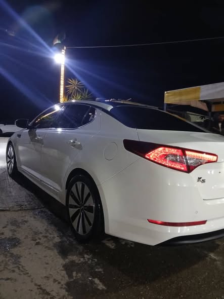 كيا ابتيما K5 2011 - صورة 4