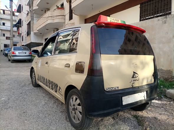 دايهاتسو شاراد 2005 - صورة 3