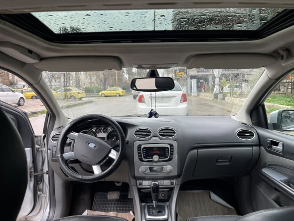 فورد Focus Titanium 2009 - صورة 5