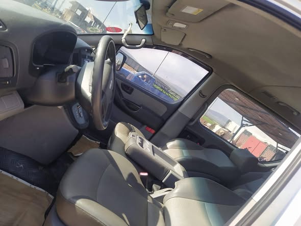 HYUNDAI H1 2008 - صورة 5