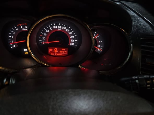 كيا سيرنتو 2010 - صورة 3