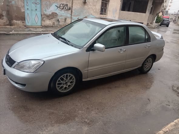 متسوبشي لانسر 2004 - صورة 1