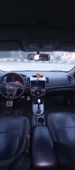 كيا فورتي 2010 - صورة 3