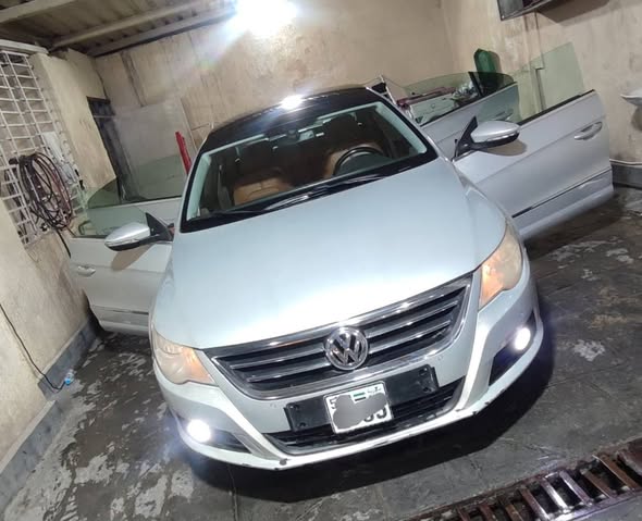 فولكس فاجن باسات CC 2011 - صورة 3