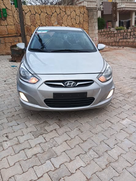 هيونداي اكسنت 2012 - صورة 1