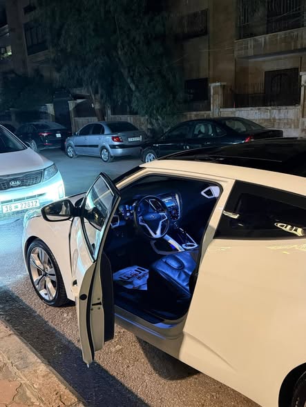 هيونداي فولستر 2012 - صورة 5