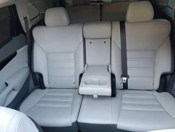 KIA سيرانتو 2017 - صورة 4