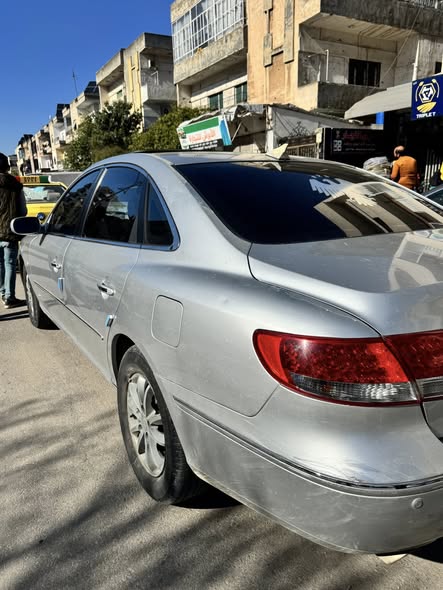 Hyundai Azera 2009 - صورة 5