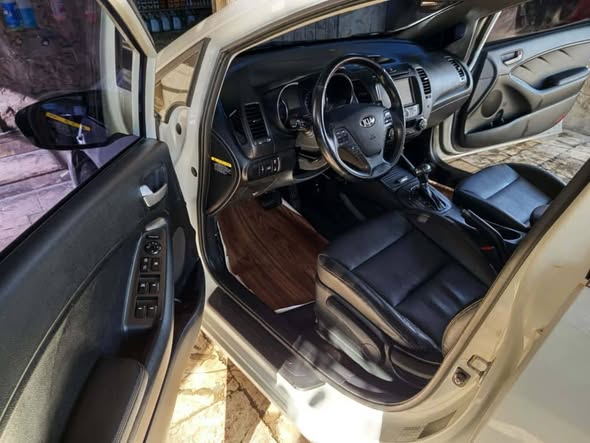 كيا K3 2015 - صورة 4