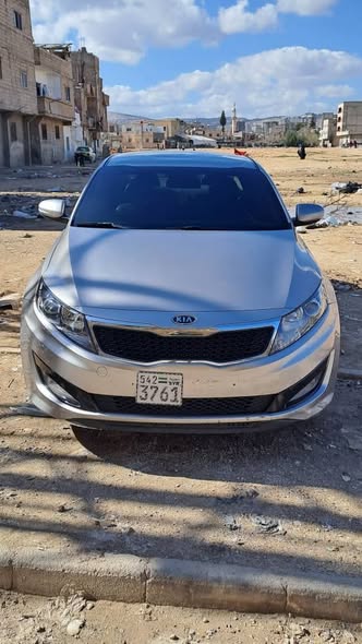 كيا K5 2011 - صورة 1