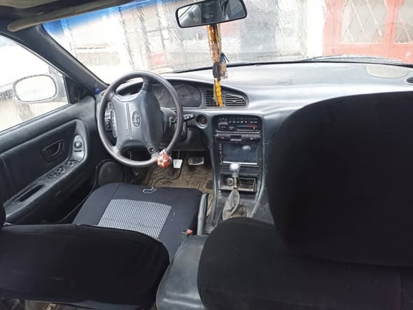 هونداي سوناتا 1998 - صورة 5