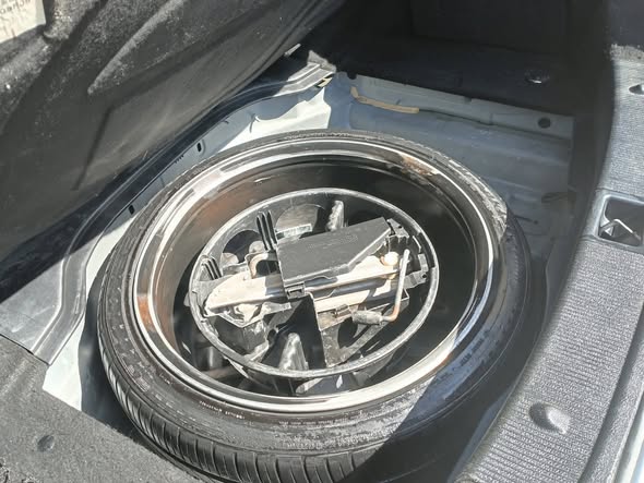 مرسيدس c300 2013 - صورة 3