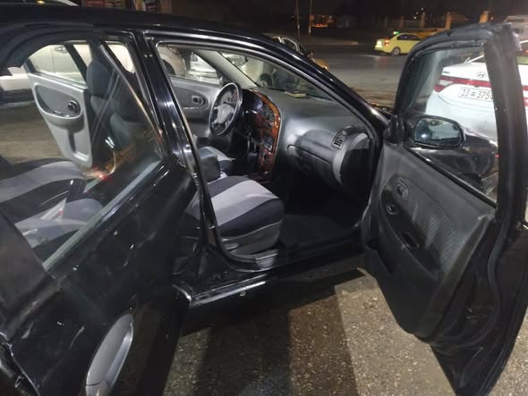 كيا فرشة 2001 - صورة 5