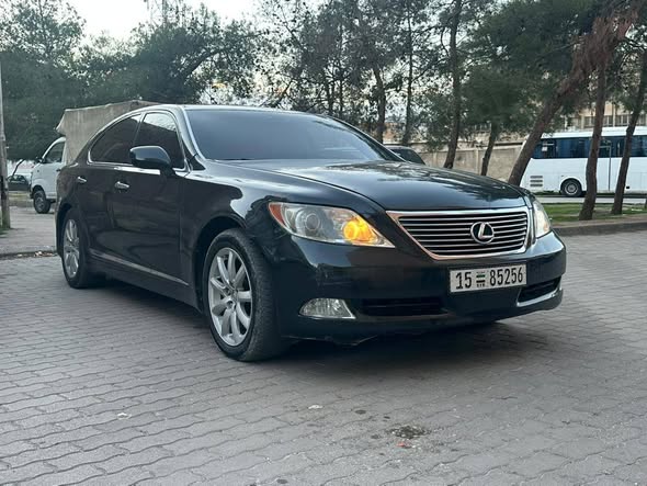 لكزس LS460 2008 - صورة 1