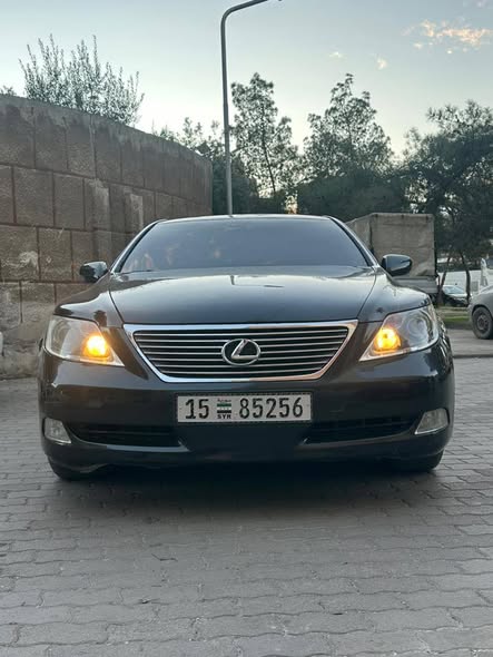 لكزس LS460 2008 - صورة 2