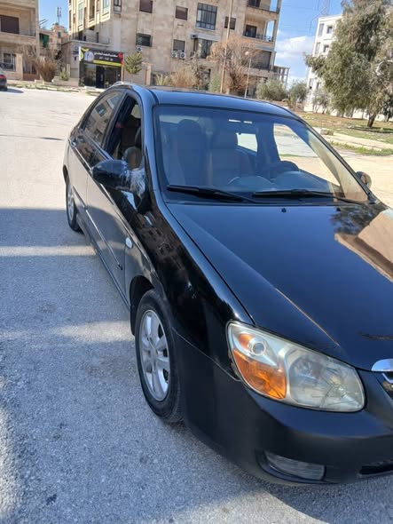 كيا سيراتو 2009 - صورة 2