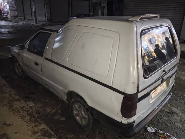 سكودا كرت 1996 - صورة 2