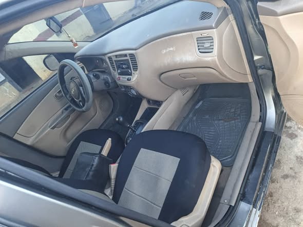 كيا ريو 2010 - صورة 3