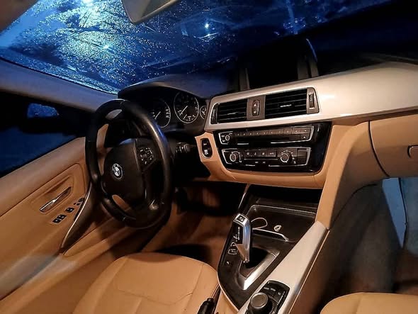BMW 318i 2016 - صورة 5