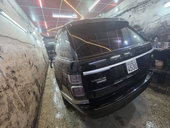 لاند روفر فوج 2014 - صورة 2