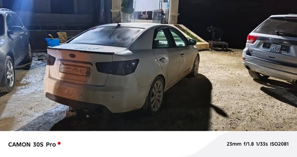 كيا فورتي 2011 - صورة 3