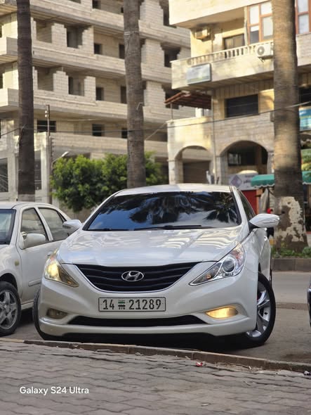 هيونداي سوناتا 2011 - صورة 3