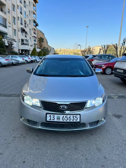 كيا فورتي 2010 - صورة 2