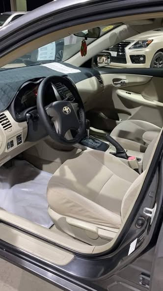 تويوتا كورولا 2015 - صورة 2