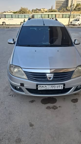 رينو لوغان بريستيج ستيشن 2010 - صورة 3