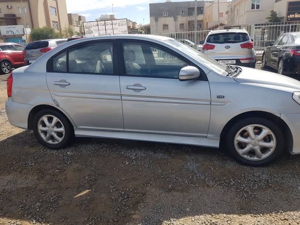 هواندي اكسنت 2010 - صورة 3