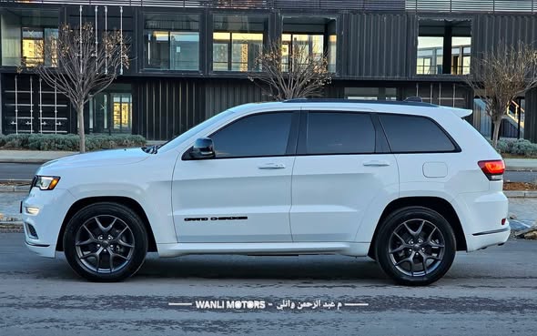 jeep شيروكي 2020 - صورة 3