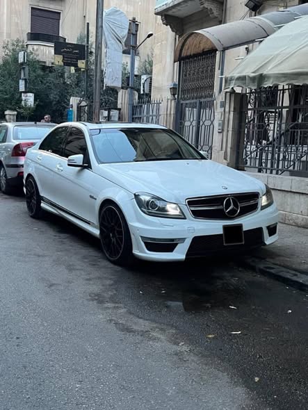 مرسيدس سي كلاس 2014 - صورة 2