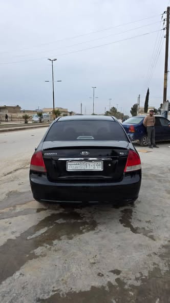 كيا سيراتو 2007 - صورة 2