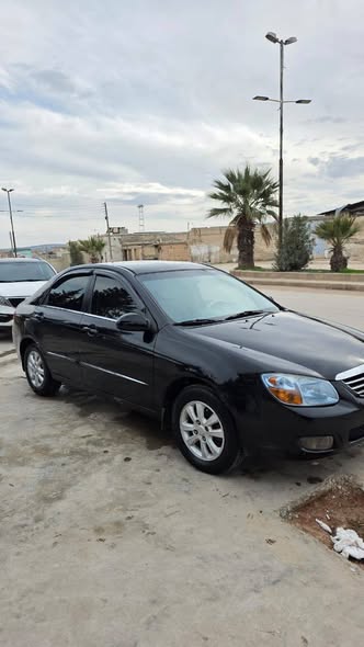 كيا سيراتو 2007 - صورة 4