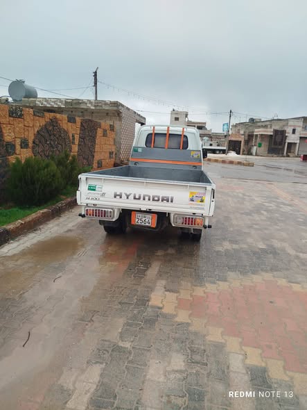 هيونداي اتش 100 2010 - صورة 2